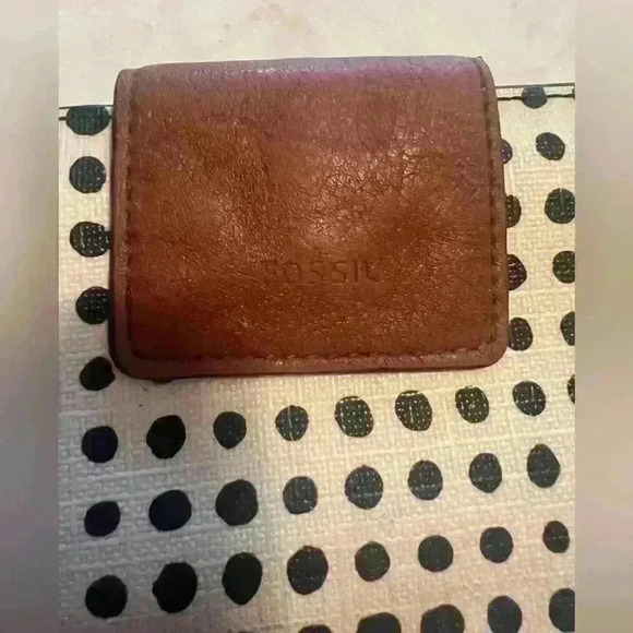 Fossil Polk Dot Color Block Cow Hide Leather Snap Button Closure Back Zip Wallet - Picture 3 of 8